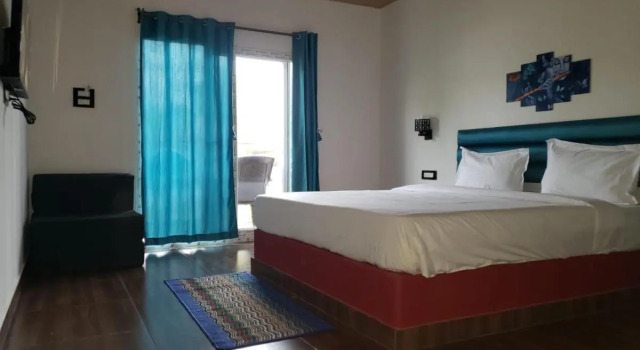 White Truffle Resort, Rezerwuj Ośrodek wypoczynkowy Hotele w Arambol z basenem, Basen