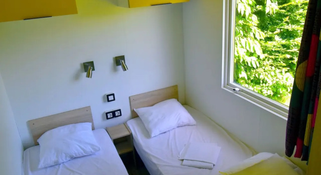 Коттедж с 2 комнатами с видом на сад Glamping Terre & Mer - village nature