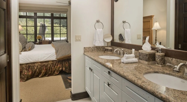 Enclave 158 4 Bedroom Home by RedAwning