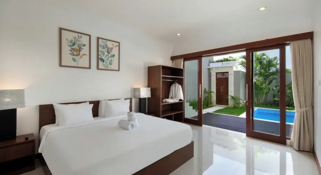 Вилла с 4 комнатами Daha Mansions Seminyak