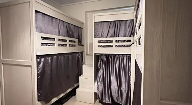 Bollywood Beach Hostel, Забронировать Хостел Хостелы Эмирата Дубая, рядом с Jumeirah Beach Residence Tram Station 1, Хостел