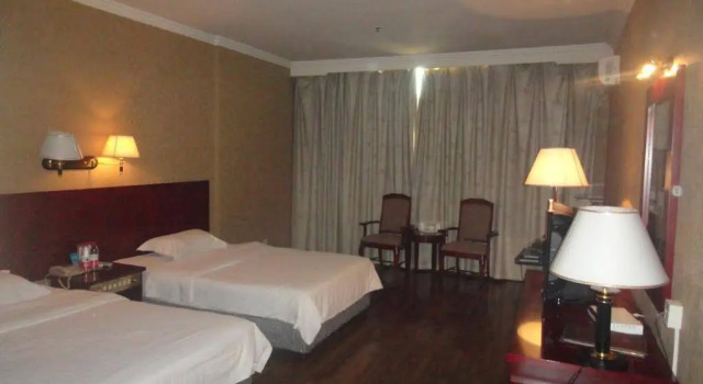 Bozhou Upstart Business, Reserva ahora Hotel Hoteles en Bozhou con aparcamiento, Aparcamiento