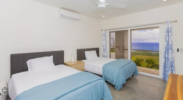 Casa de Cristal House 4 Bedrooms 3.5 Bathrooms Home, 预订 酒店 罗阿坦 露丹