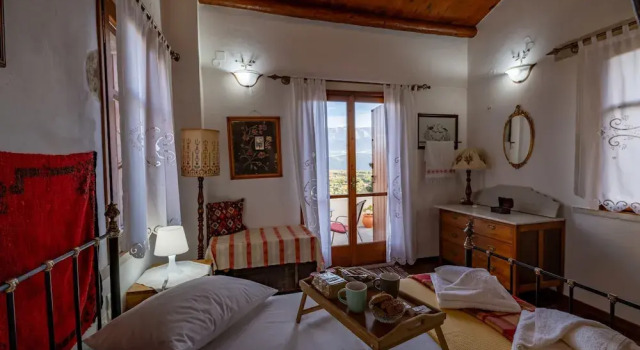 Agapi s Charming Retreat - Rustic Escape By Chania