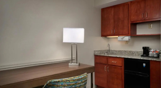 Люкс Hampton Inn Goldsboro