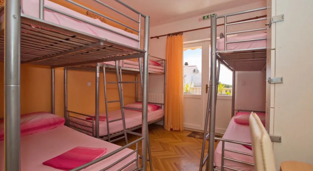 Youth Hostel Villa Marija, Reserva ahora Albergue Hvar 