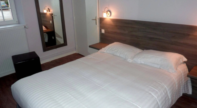 Hôtel restaurant La Grand Mare, Book Hotel Hotels in Upper Normandy with Breakfast, Breakfasts