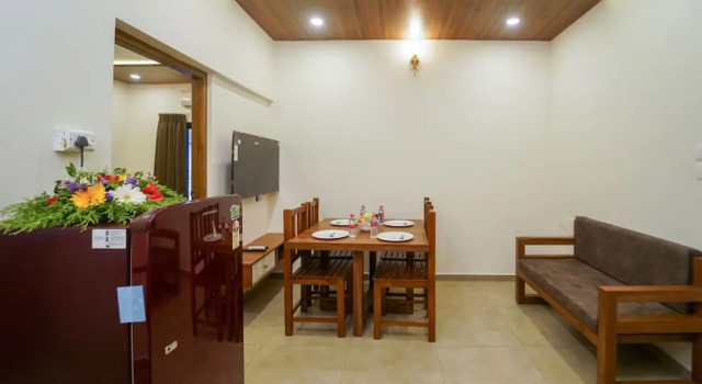 Grand Plaza Inn, Rezerwuj Hotel Kottakkal Nowe Delhi