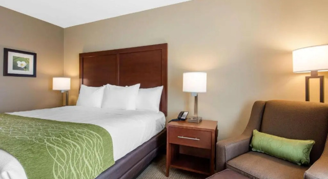 Номер Standard Comfort Inn & Suites At CrossPlex Village