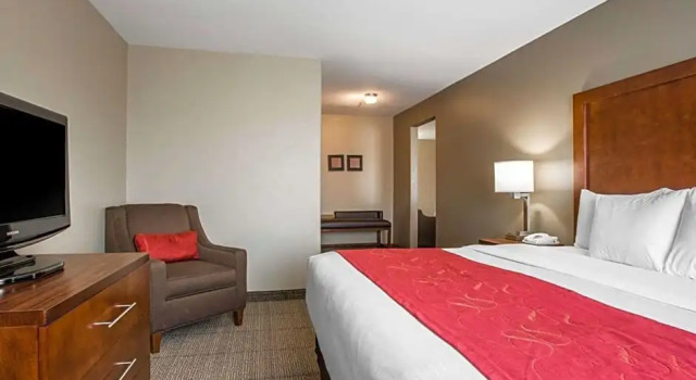 Шестиместный люкс Comfort Suites Victorville-Hesperia