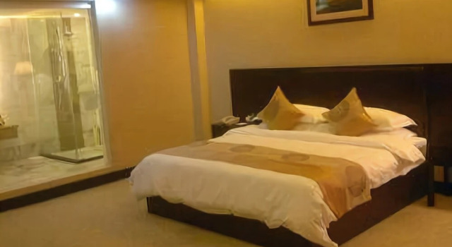 Lide Hotel, Book Hotel Hoteller i Qujing med pool, Swimmingpool