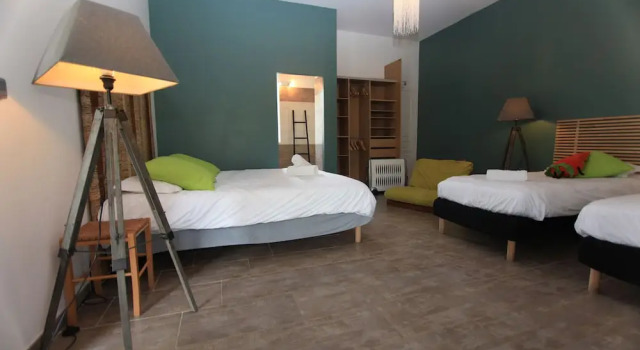Четырёхместный номер Standard Hôtel Ascosa Aventure