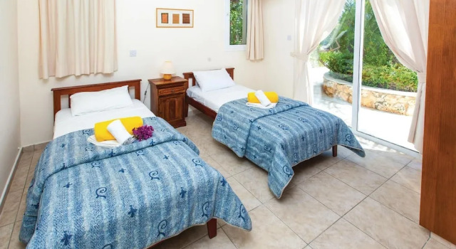 Nice Home in Neo Chorio With 2 Bedrooms, Outdoor Swimming Pool and Swimming Pool, Book Hotel Hoteller og overnatningssteder i Neo Chorio, Hotel