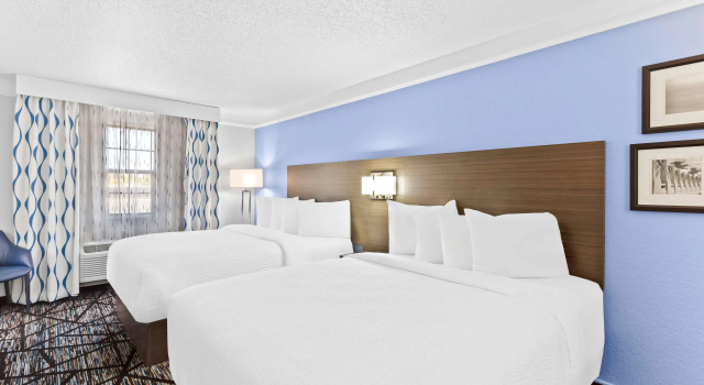 Четырёхместный номер Standard Best Western Schaumburg - O’Hare NW