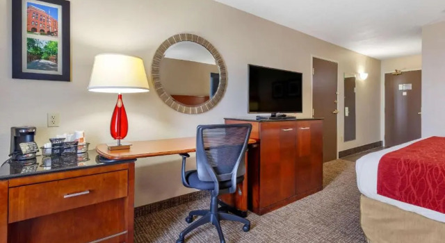 Номер Standard Comfort Inn & Suites Geneva- West Chicago