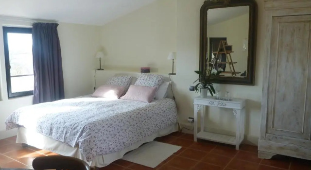 Студия Bastide Saint Maurin