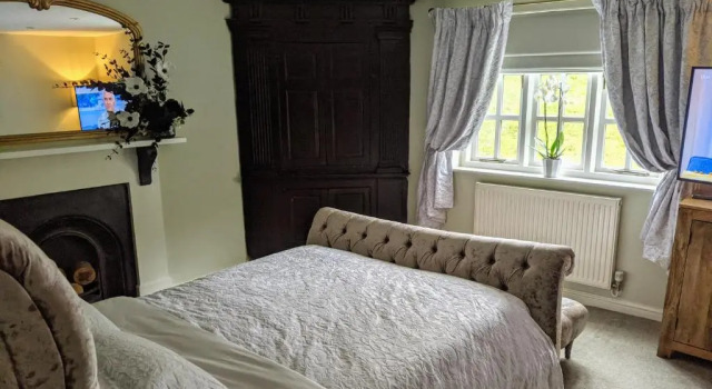 Двухместный люкс Deluxe Worralls Grove Guest Farm House