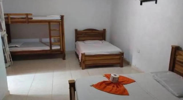 Hotel Zona Tropical, Rezerwuj Hotel Hotele w Caldas z parkingiem, Parking