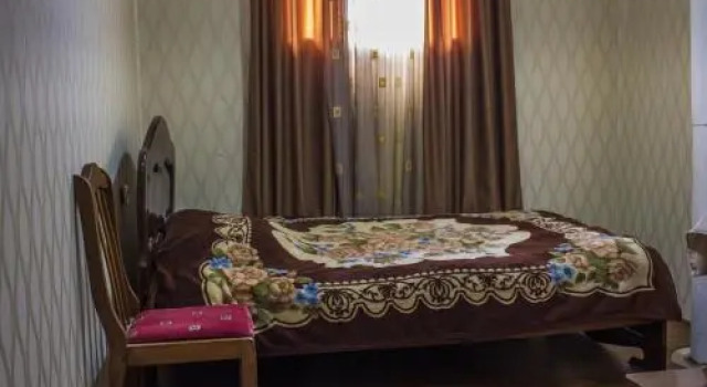 Guest House Kavkasioni 33
