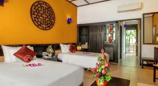 Двухместный номер Deluxe с балконом и с видом на сад Agribank Hoi An Beach Resort