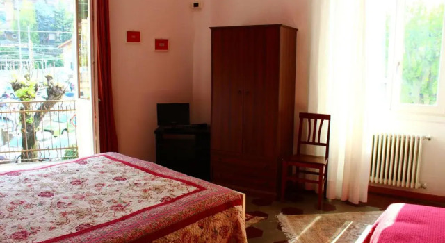 Albergo Del Lago, Book Hotel Hotels in Bellano with Parking, Parking