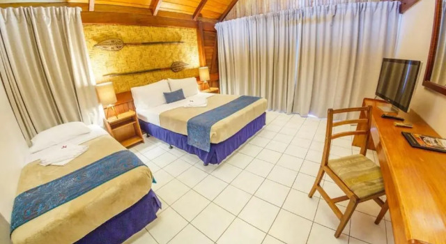 Бунгало Executive с балконом Kokopo Beach Bungalow Resort