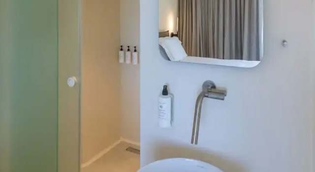 Полулюкс VEZO Suites Mykonos