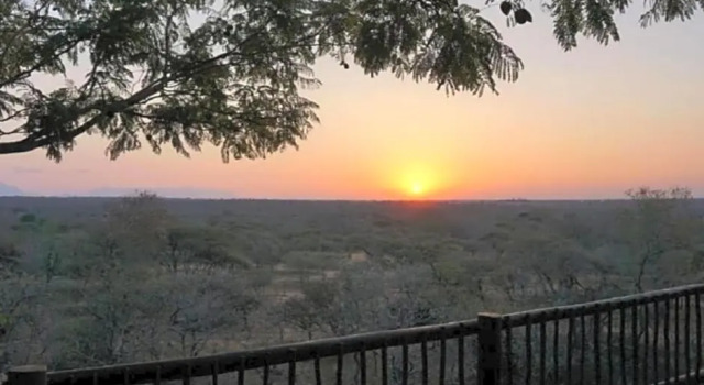 Kum Kula Lodge, Prenota Hotel Hoedspruit 