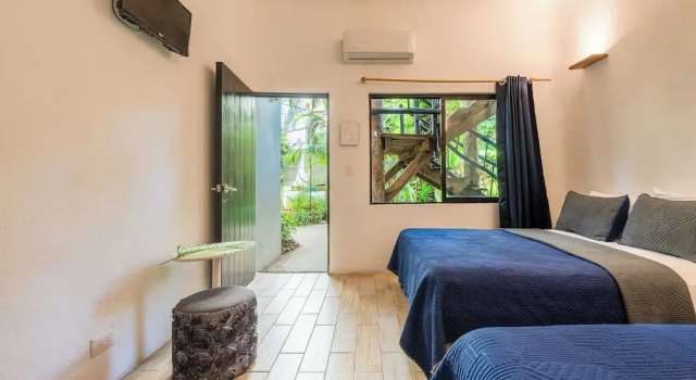 Четырёхместный номер Standard Kinbe Hotel Boutique
