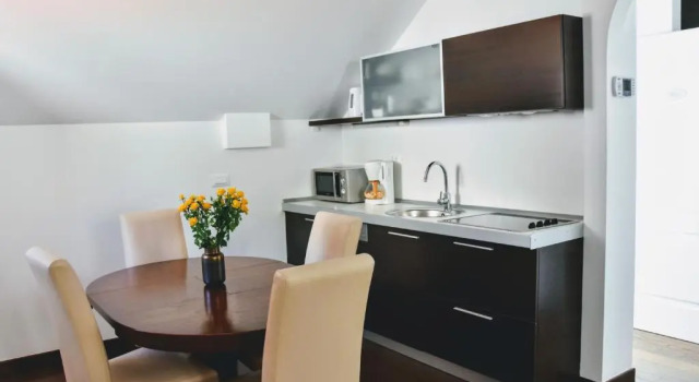 Апартаменты Celenga Apartments with free offsite parking