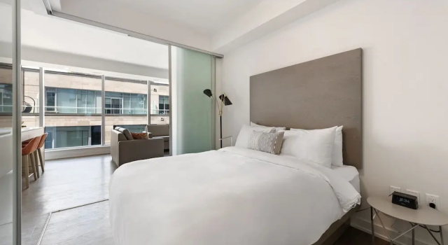 Номер Standard с 2 комнатами с балконом reStays Ottawa