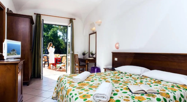 Трёхместный номер Standard Villa Angela Hotel & Spa