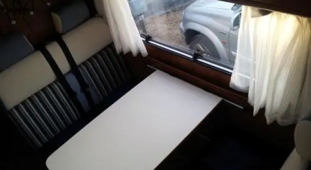 Multimedia Caravan, Book Hotel  