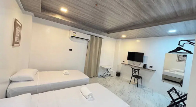 Четырёхместный номер Deluxe Hotel de Alexa