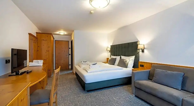 Номер Deluxe Hotel loj - our kind of place