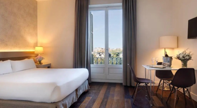 Двухместный номер Deluxe Duquesa Suites Hotel by Grup Duquessa