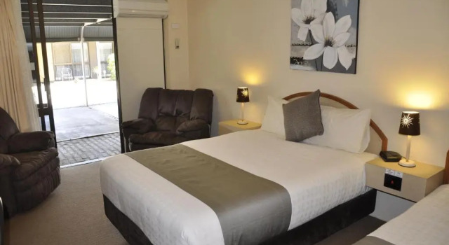 Двухместный номер Executive Longreach Motor Inn
