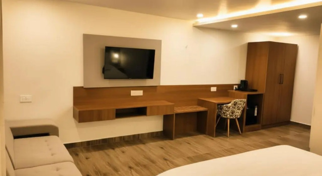 Номер Executive The EcoXpress Satva Varanasi - Vegetarian with all Options