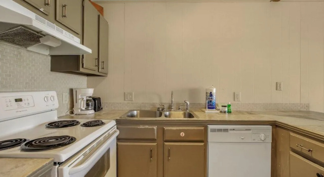Sailhouse-east Pet Friendly Duplex in Gulf Shores, Prenota Hotel Hotel a Alabama con parcheggio, Parcheggio