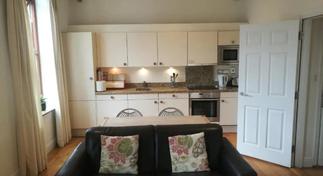 Апартаменты Crawford House - ScholarLee Living Apartments