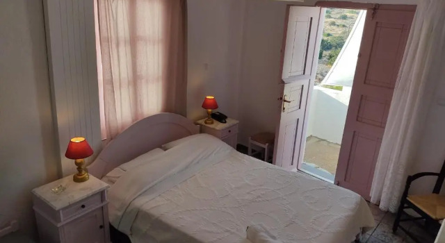 Porto Sikinos Hotel, Prenota Hotel Alopronia Sikinos