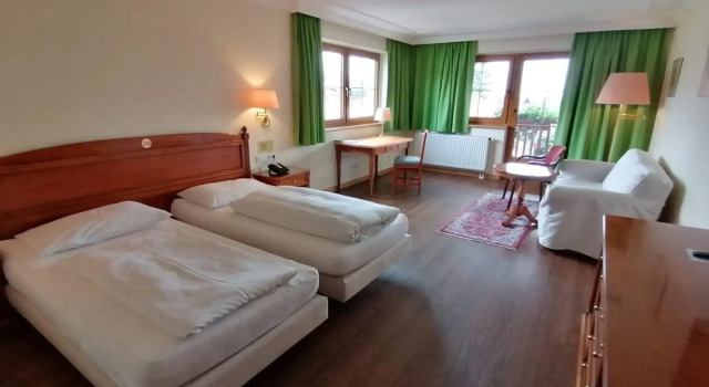Landhotel Reschenhof, Rezervovat Hotel Hotely v Tyrolsko se snídaní, Snídaně