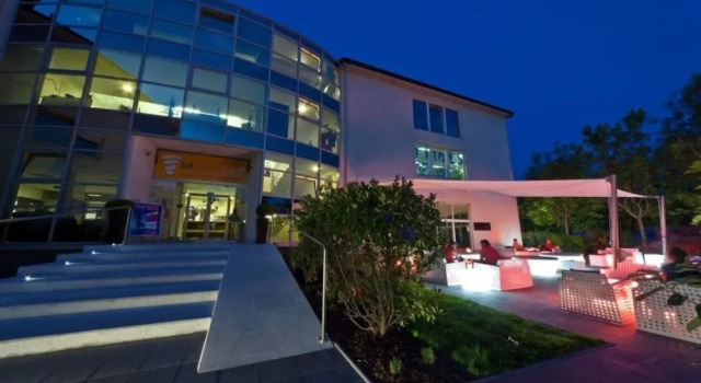 Bit Center Hotel