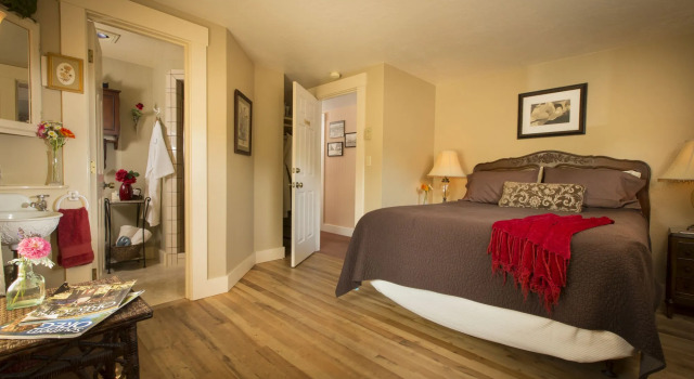 Country Willows Inn and Estate, Buchen Sie Hotel Ashland Rogue Valley