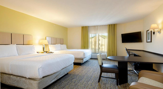 Четырёхместный люкс Candlewood Suites - Dumfries - Quantico by IHG