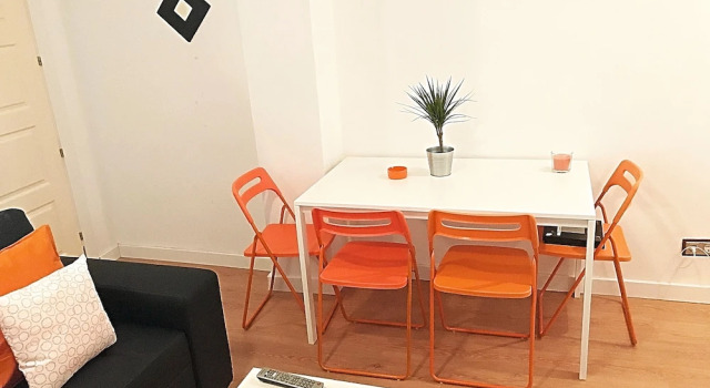 Apartment - Travel and Holidays San Nicolás, 预订 公寓 圣塞巴斯蒂安德洛斯雷耶斯 马德里