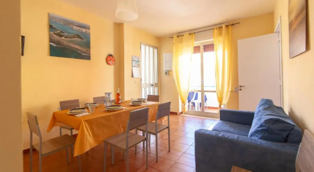 Апартаменты с 3 комнатами Casa Vacanze DonnAnna