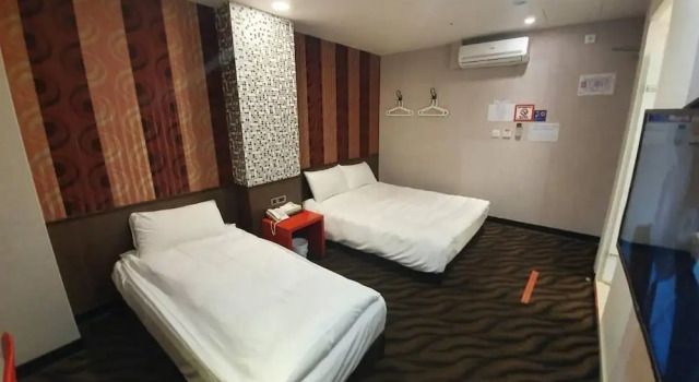 Трёхместный номер Standard Funny Ximen Hotel