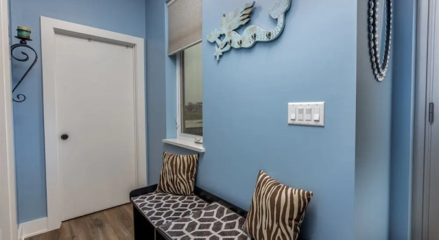 Serenity 41W, Book Hotel Hoteller i Ottawa med pool, Swimmingpool