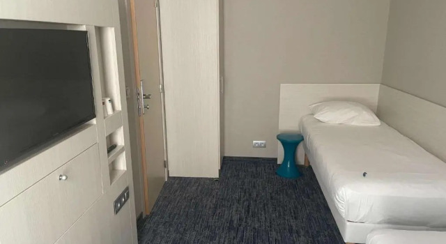 Четырёхместный номер Standard Ibis Styles Nivelles